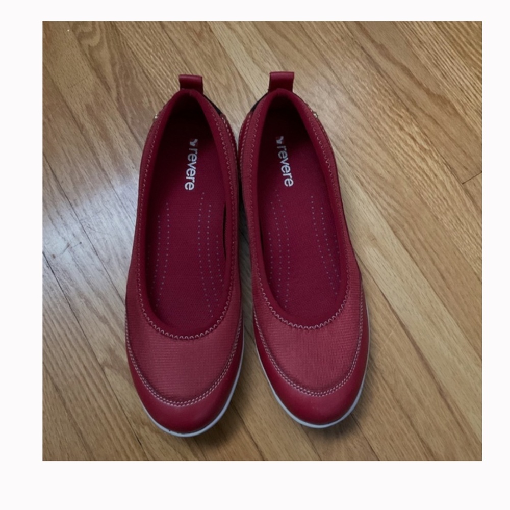 BNWOT Revere slip on shoes. Very comfortable.